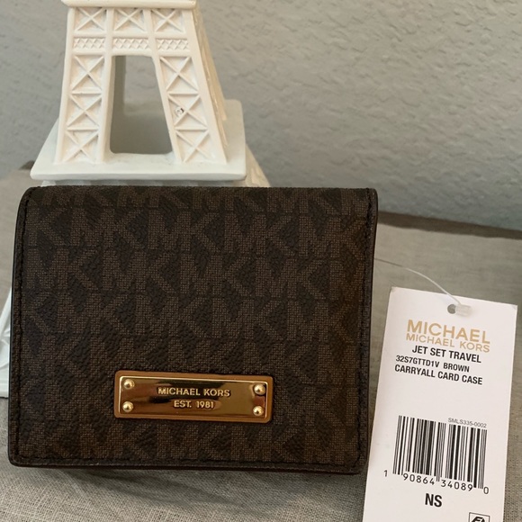 Michael Kors Handbags - Michael Kors Authentic Wallet